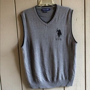 U.S. Polo Assn. Men's V-Neck Sweater Vest in Gray